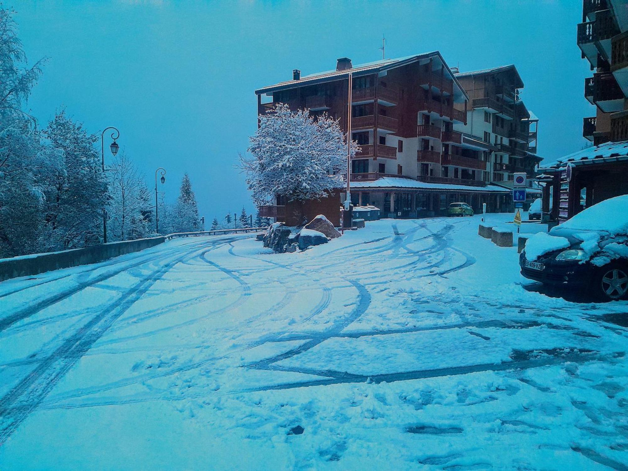Magnifique Studio Au Pied Du Telecabine D'Arrondaz Et Des Pistes De Ski Modane Ngoại thất bức ảnh